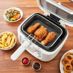 Swan 2.5L Square White Fryer 10 Swan 2.5L Square White Fryer -Home Appliance Store 54674160 4
